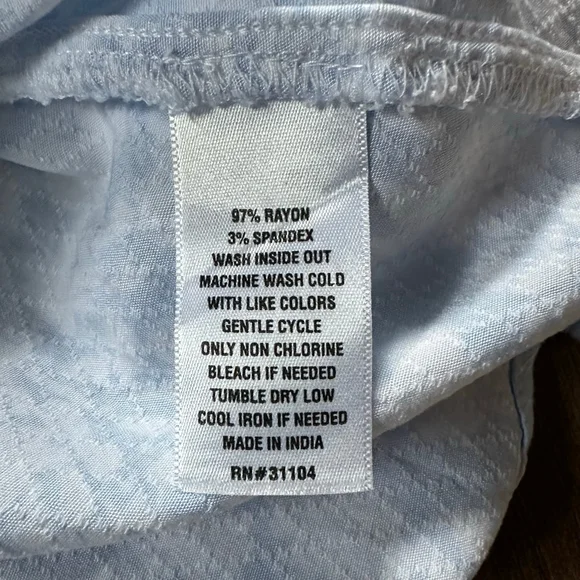 Women's Crown & Ivy Blue White Floral Sleeveless Tank Top L - Picture 12 of 12